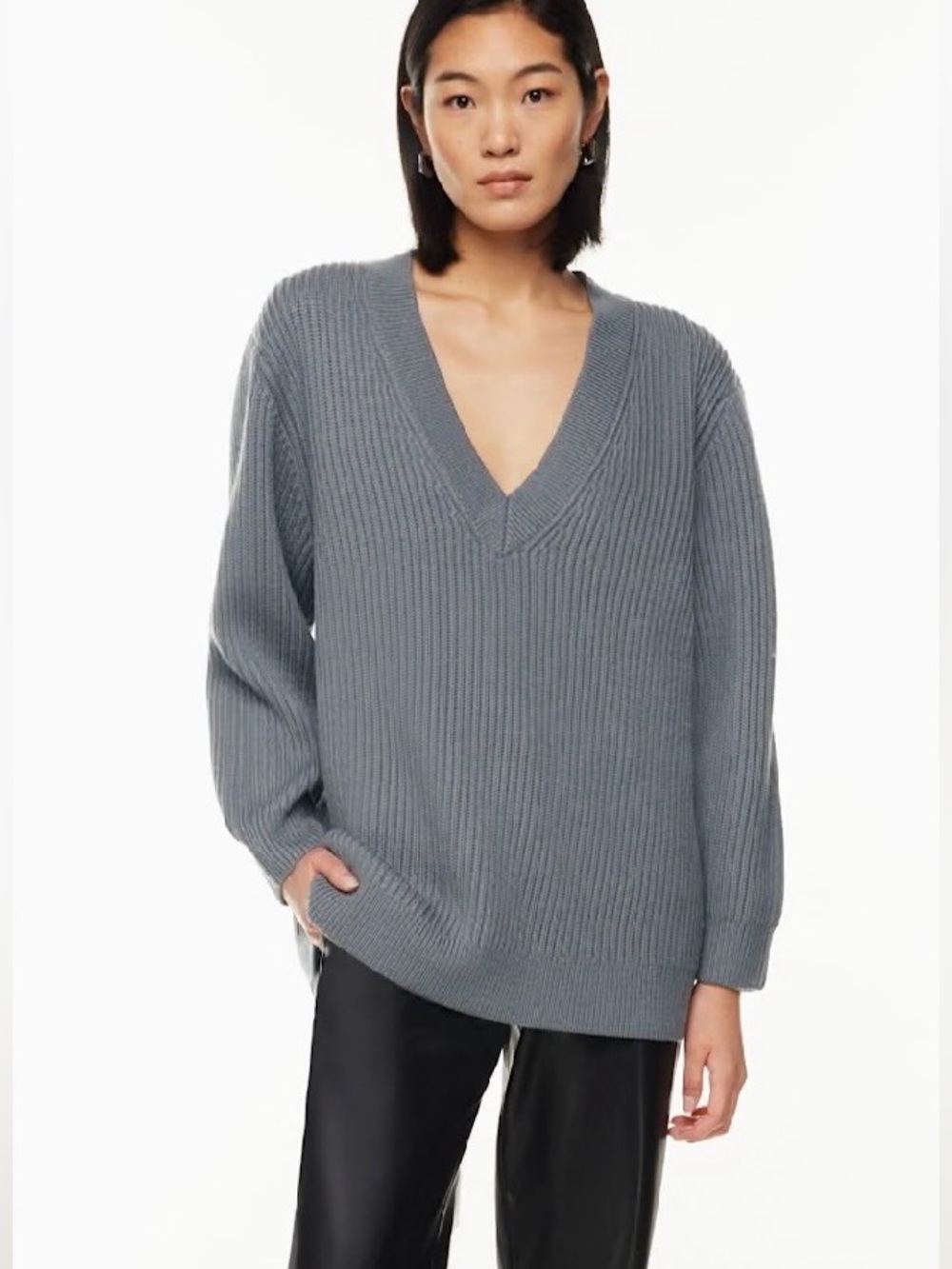 Aritzia Babaton Roger Merino Wool Ribbed V-Neck Sweater Gray Small